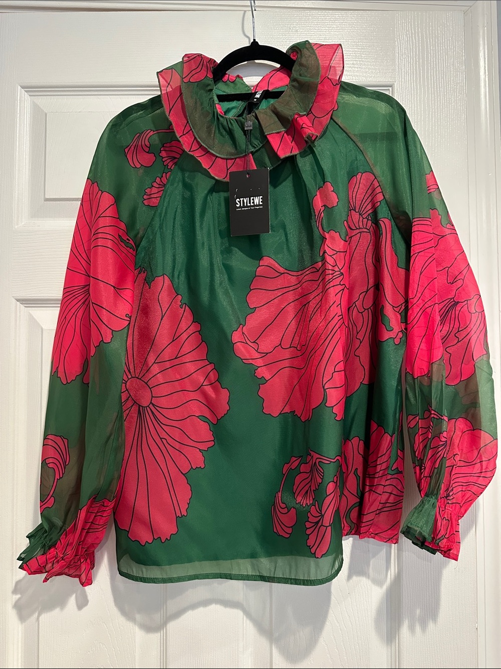 STYLEWE Green (Blouse)with Bold Pink Floral Print - Picture 2 of 2